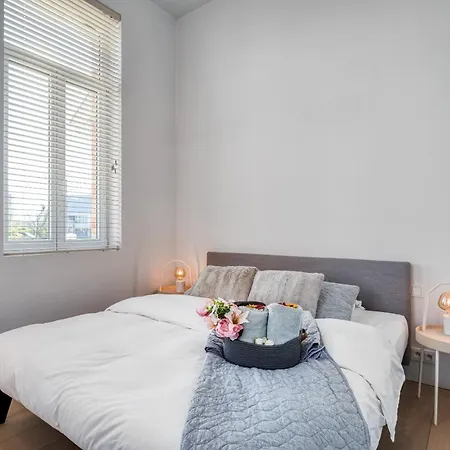 Villa Aime Aan Zee, Luxury With Garden & Parking, 3 Min From Oostende
