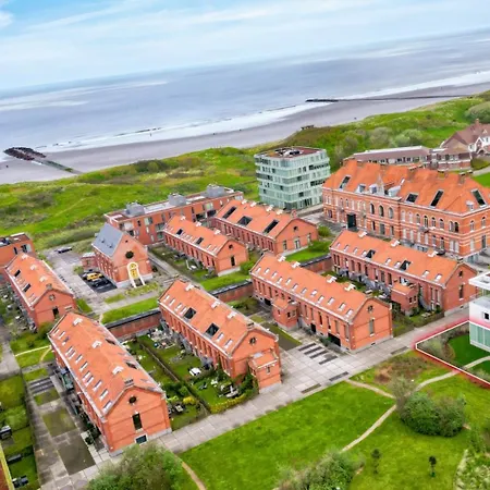 Aime Aan Zee Beachhouse 5p - Private Garden & 2 Free Parkingspots Villa *