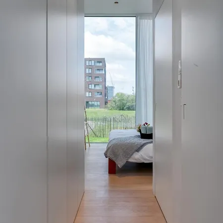 Aime Aan Zee, Luxury With Garden & Parking, 3 Min From Oostende